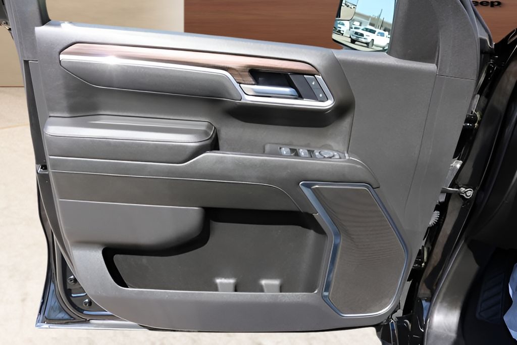 Used Car 2025 Chevrolet Silverado 1500  Lt For Sale Under $40,000 In Austin, Texas