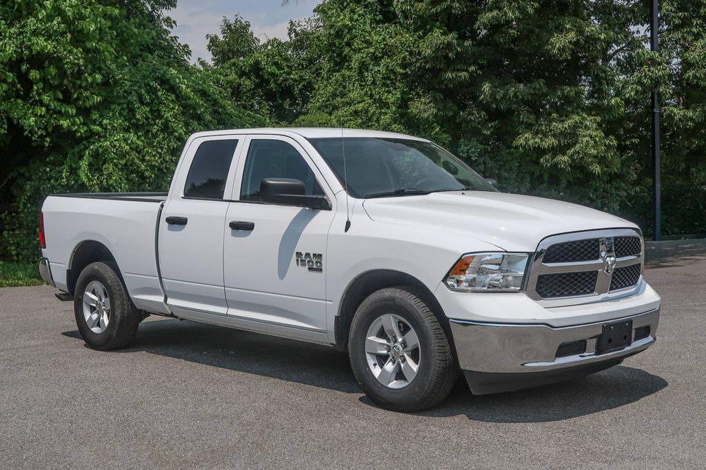 2024 Ram 1500 Classic SLT Quad Cab 4x2 6'4" Box