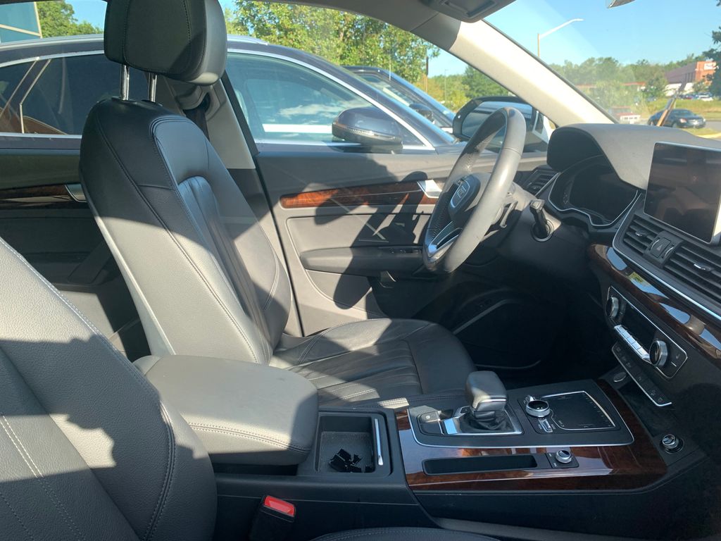 Thumbnail: 2018 Audi Q5 - 10
