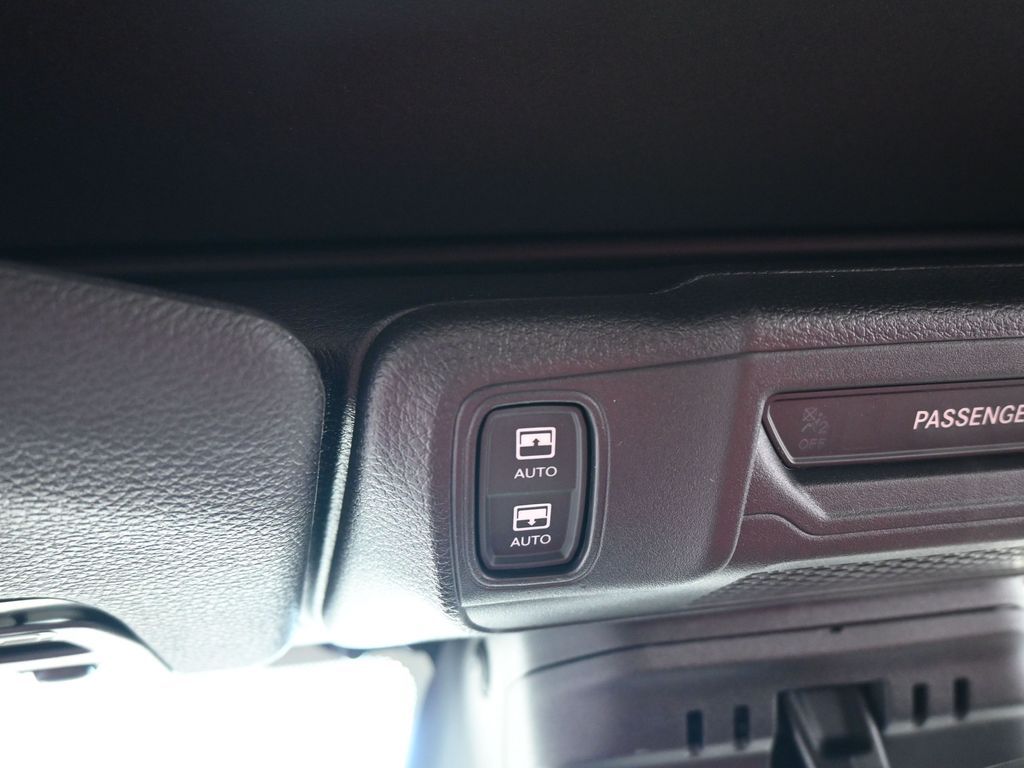 New 2026 Bright White Clearcoat Jeep Sport S image 29