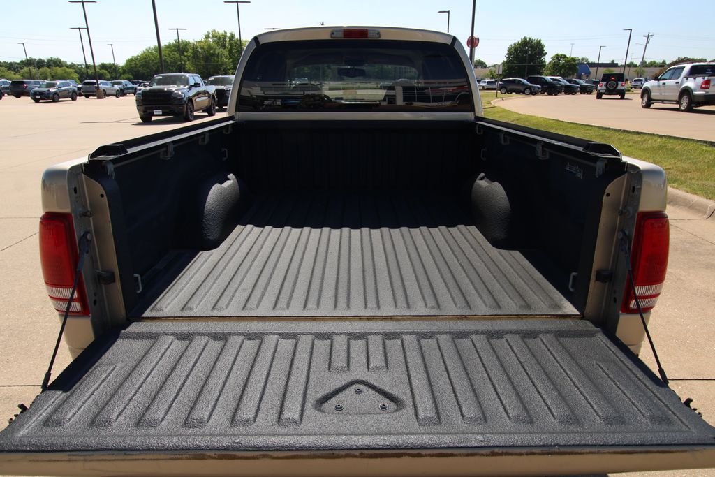 Used 2004 Dodge Dakota Truck