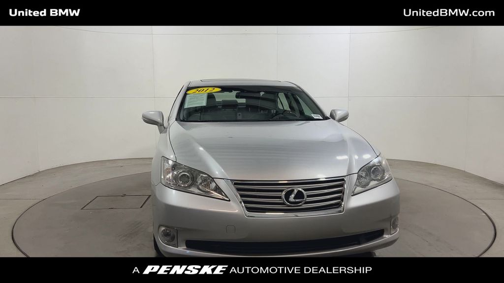 Thumbnail: 2012 Lexus ES - 3