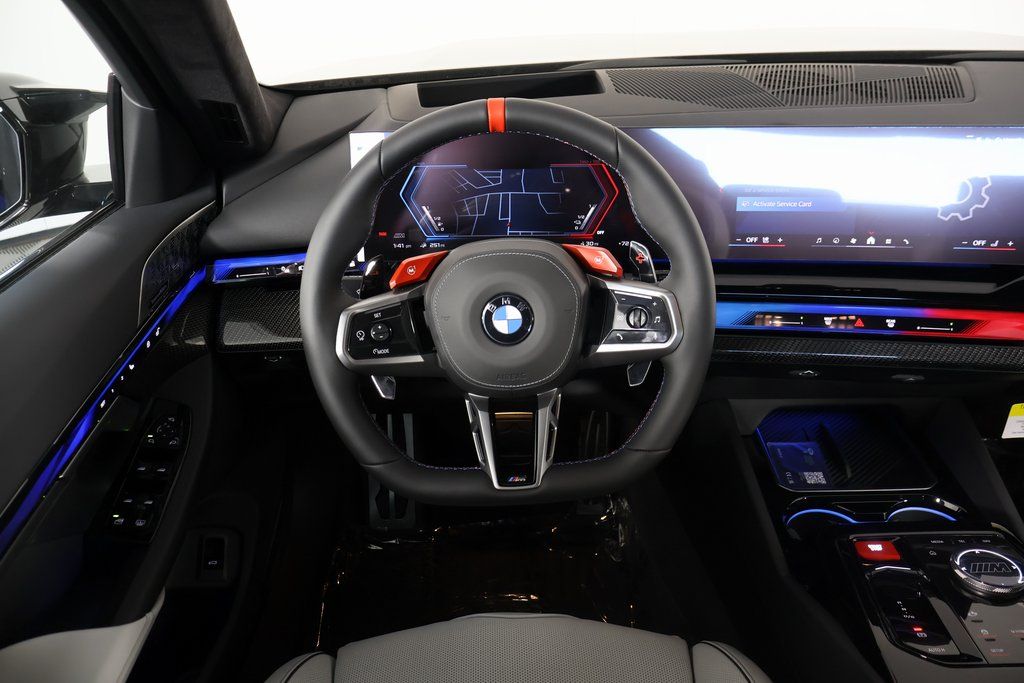 Thumbnail: 2026 BMW M5 - 3