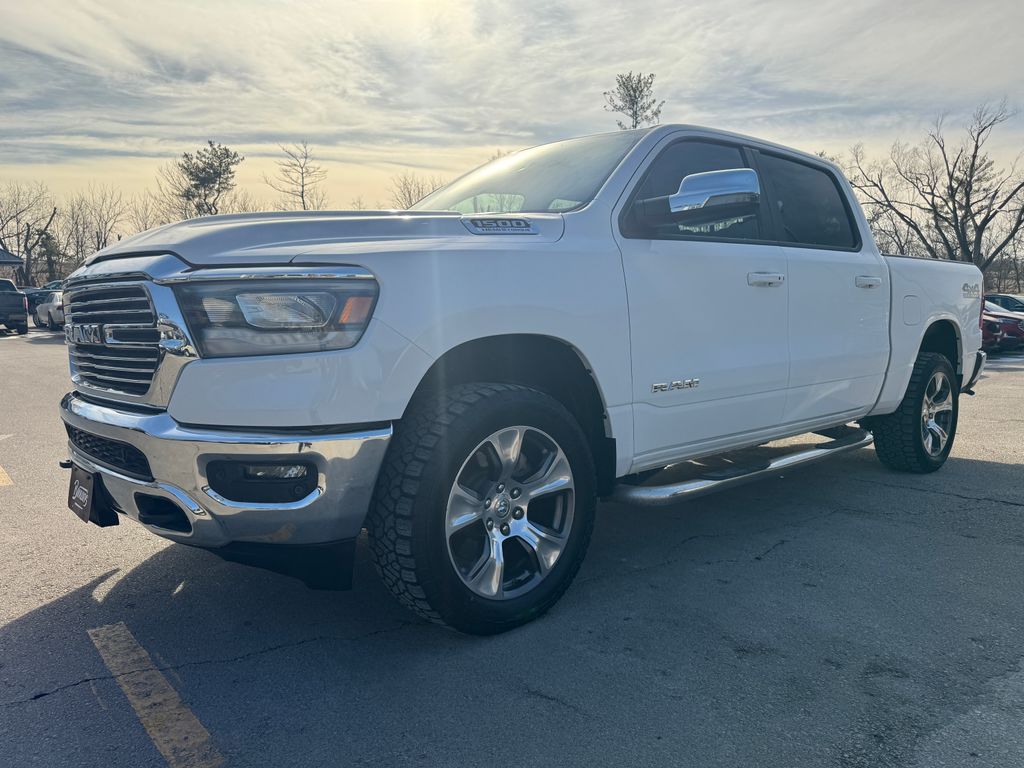2024 RAM 1500 Laramie Crew Cab 4WD