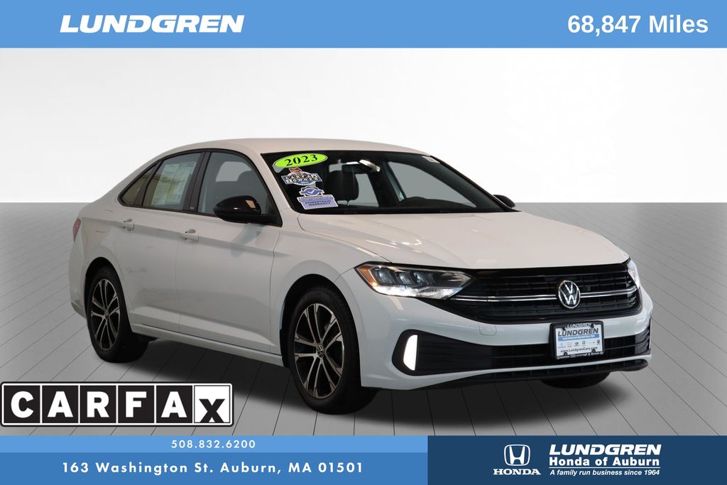 Pure White 2023 Volkswagen Jetta Sedan Front-Wheel Drive 8-Speed Automatic