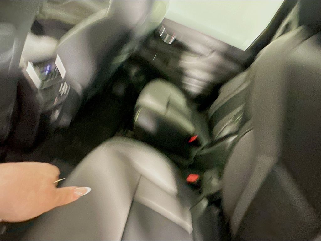 Thumbnail: 2025 Subaru Ascent - 27