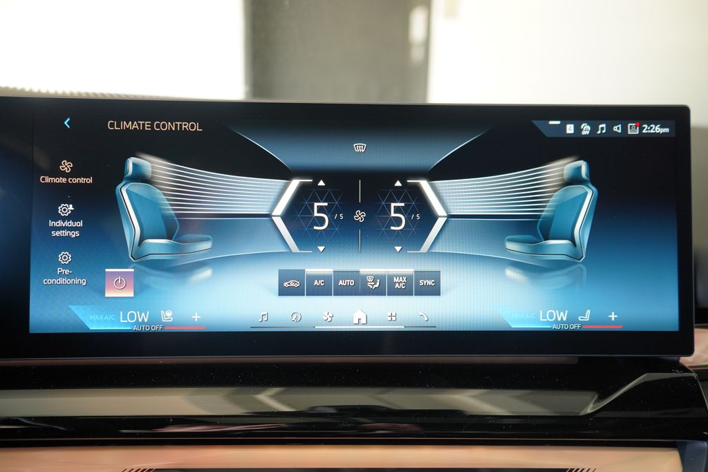 Thumbnail: 2026 BMW i5 - 17