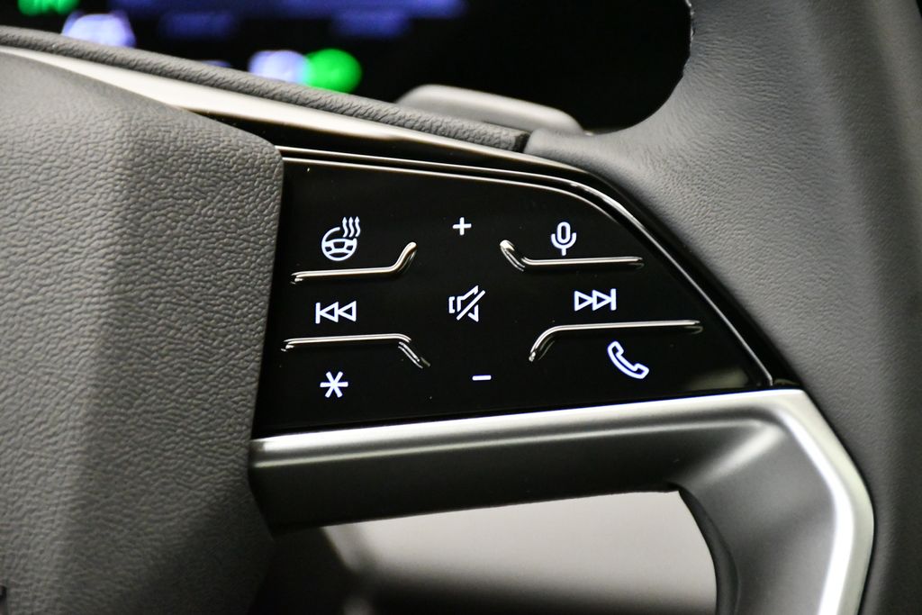 2025 Audi e-tron Premium 22