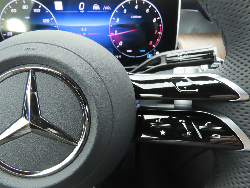 Thumbnail: 2026 Mercedes-Benz GLC - 12