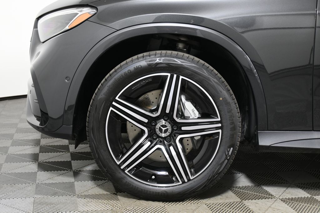 2025 Mercedes-Benz GLC 300 11