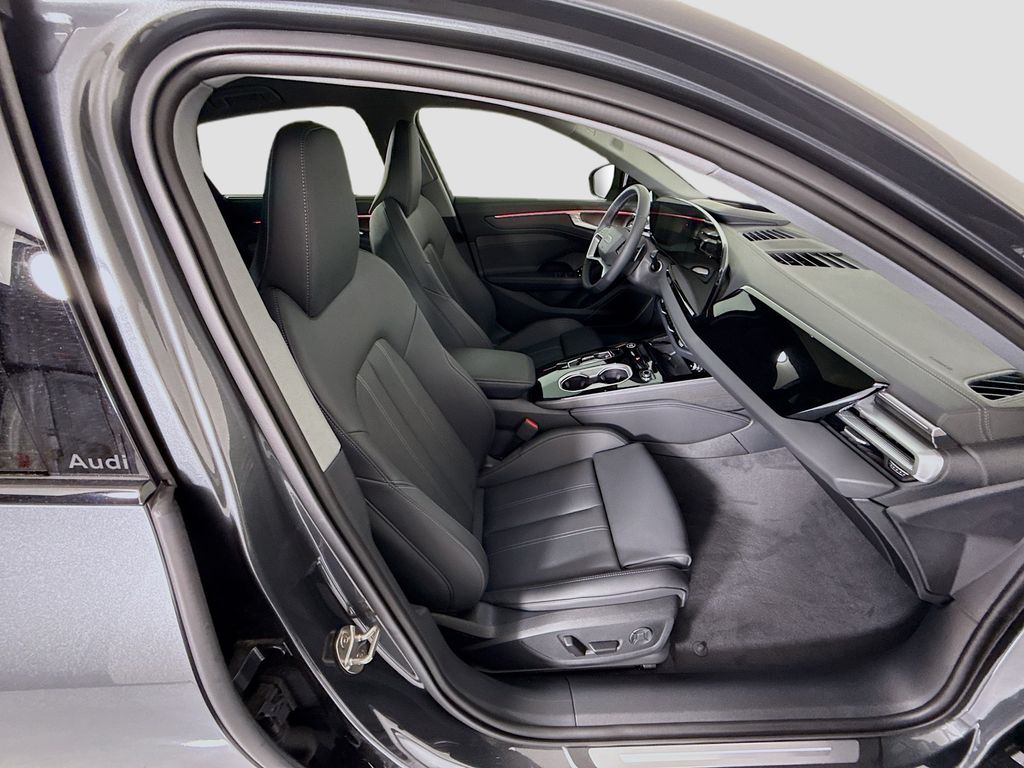 Thumbnail: 2026 Audi A6 - 21
