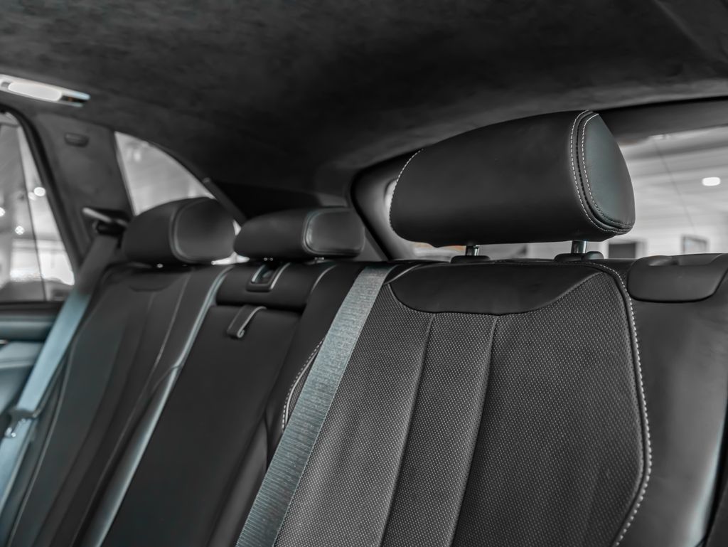 Used 2017 Black BMW  image 22