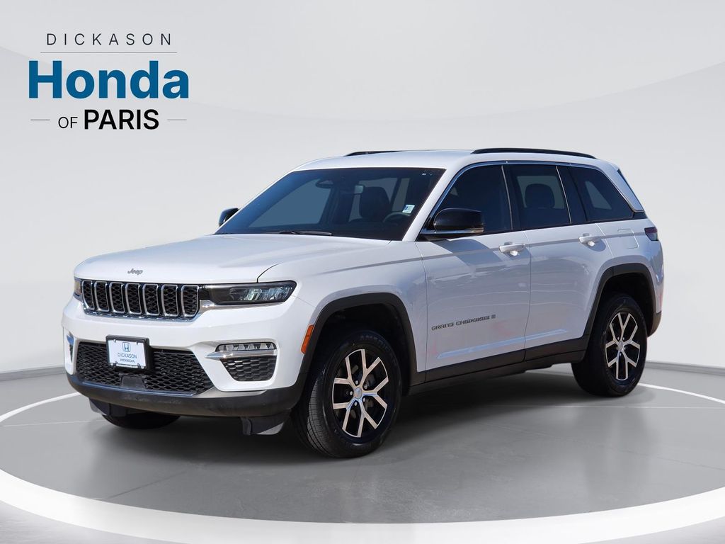 Bright White Clearcoat 2024 Jeep Grand Cherokee SUV / Crossover Four-Wheel Drive 8-Speed Automatic
