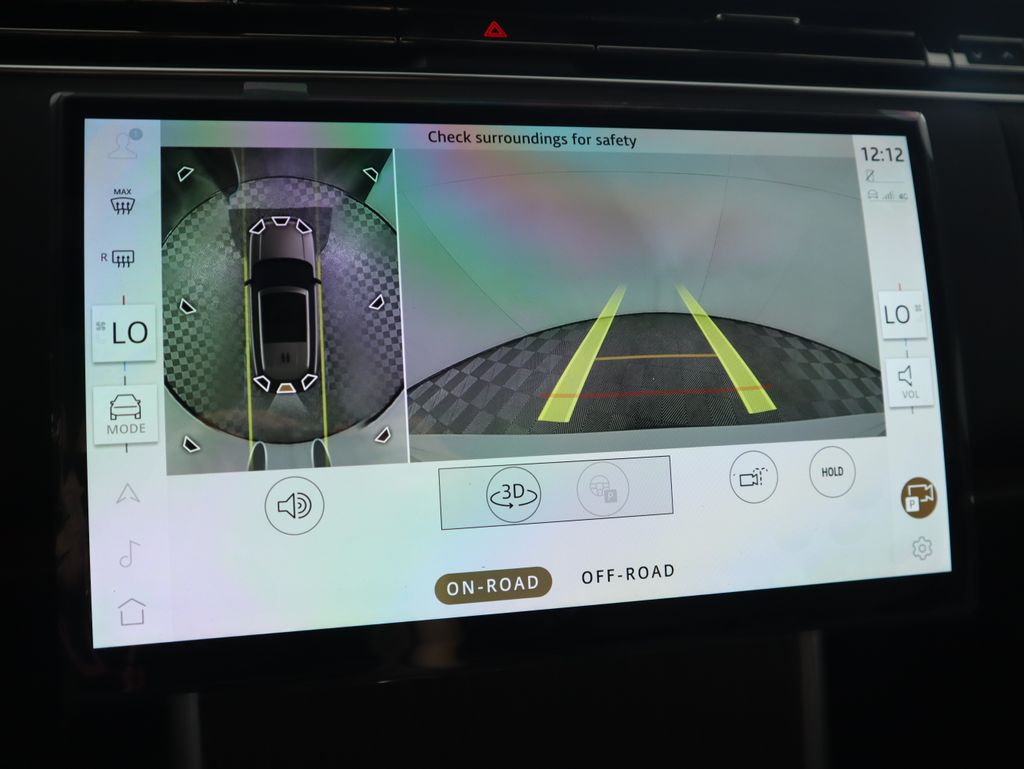 Thumbnail: 2025 Land Rover Range Rover - 16