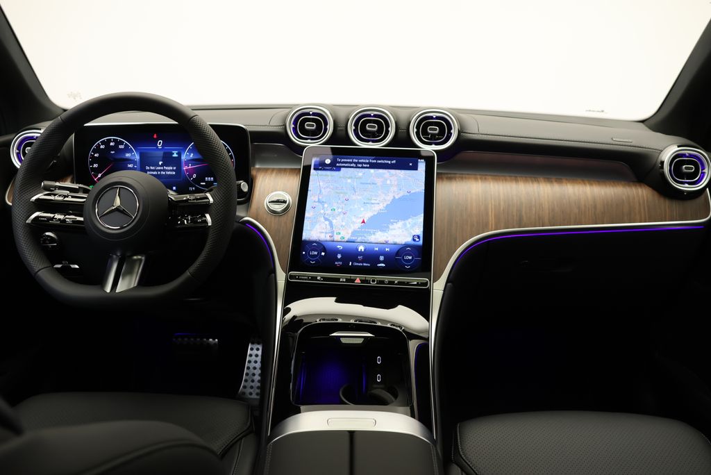 Thumbnail: 2027 Mercedes-Benz GLC - 17
