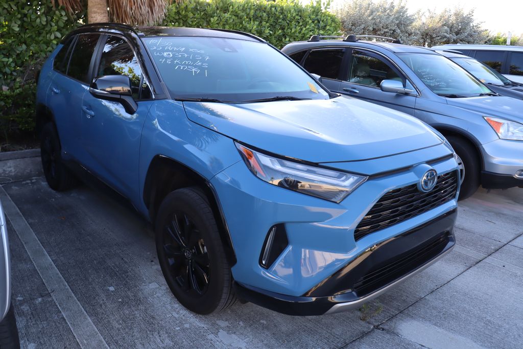 Thumbnail: 2022 Toyota RAV4 - 6