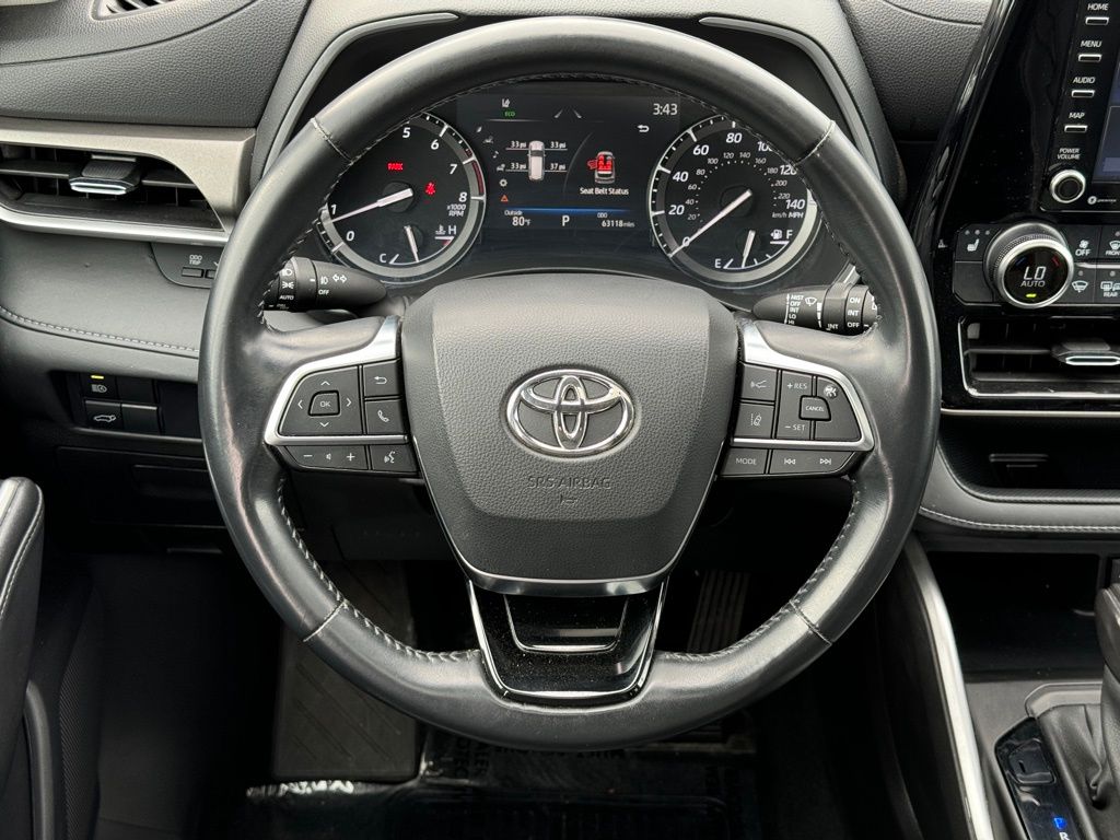 2021 Toyota Highlander XLE 18