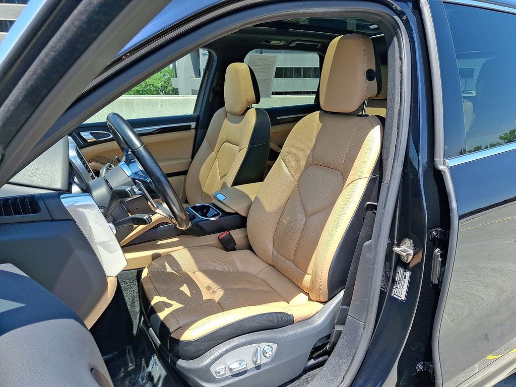 Thumbnail: 2018 Porsche Cayenne - 5