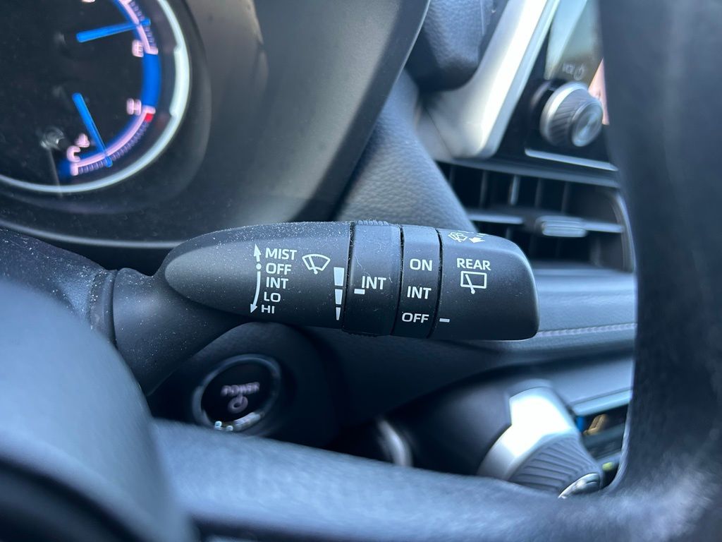 Thumbnail: 2024 Toyota RAV4 - 21