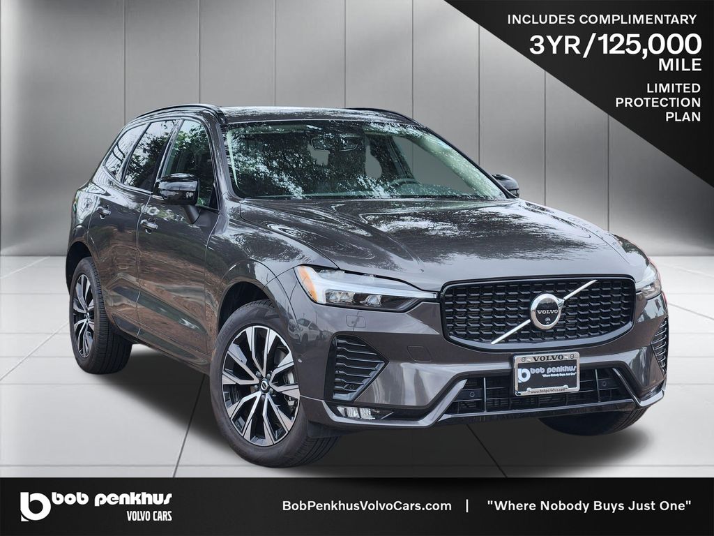 2025 Volvo XC60 Gris (Platinum Gray Metallic) SUV/Crossover Tracción en las cuatro ruedas Automática