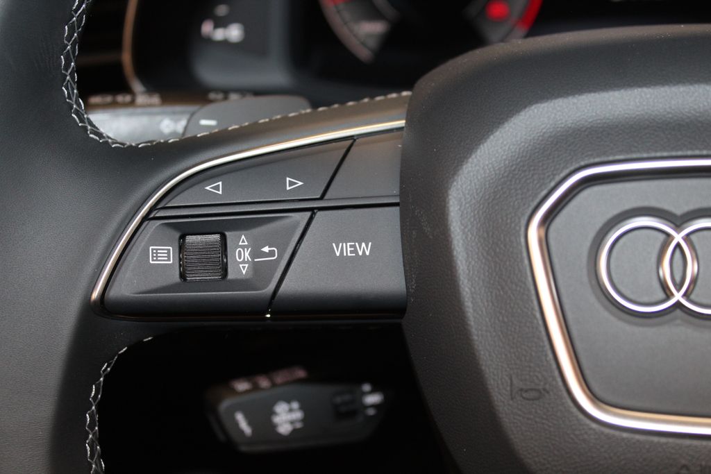 Thumbnail: 2026 Audi Q7 - 32