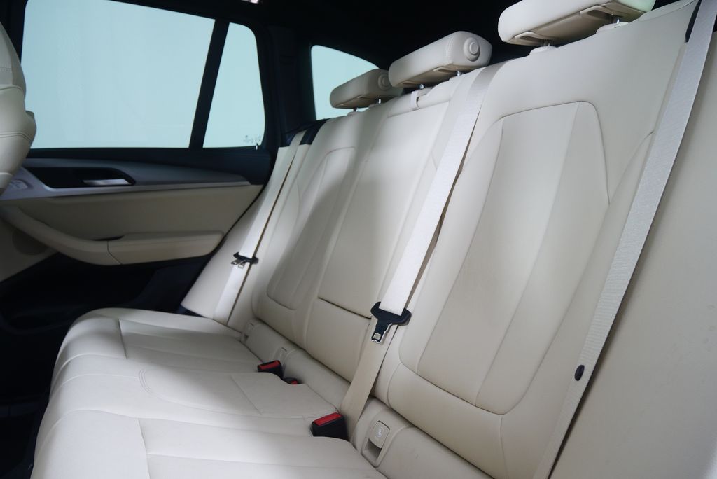 Thumbnail: 2021 BMW X3 - 16
