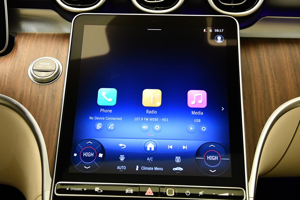 Thumbnail: 2025 Mercedes-Benz C-Class - 27