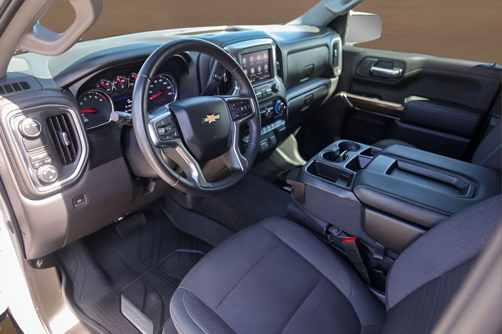 Used 2020 Silver Chevrolet LT image 11