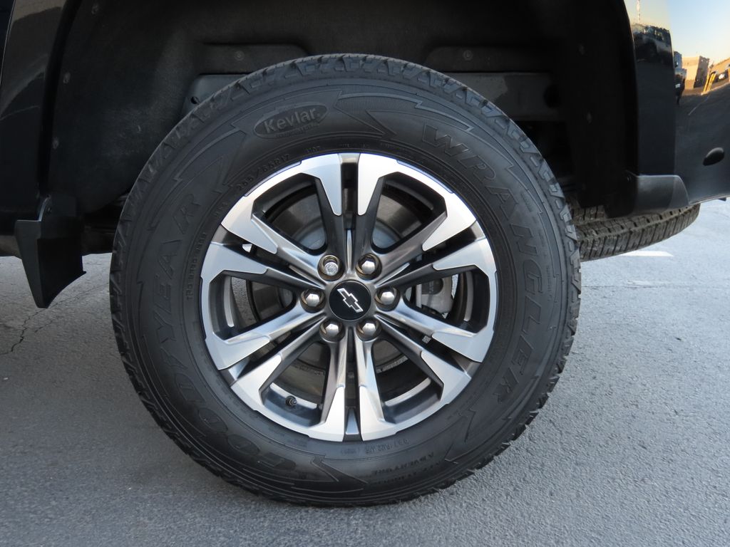 2021 Chevrolet Colorado Z71 30