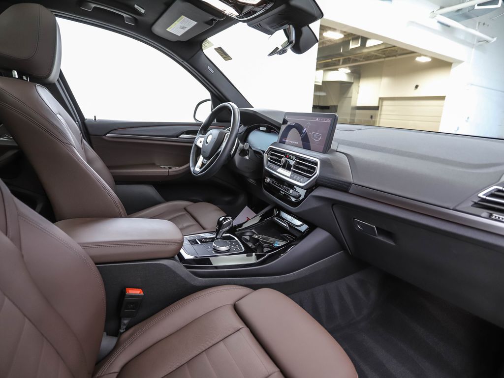 Thumbnail: 2024 BMW X3 - 30