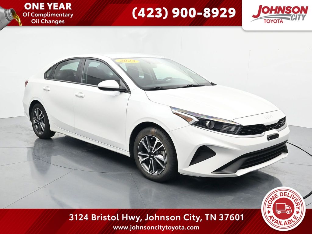 2023 Kia Forte LXS FWD