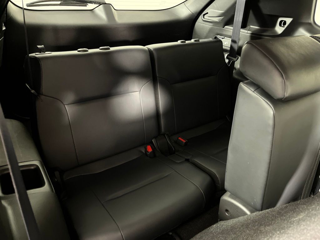 Thumbnail: 2024 Mitsubishi Outlander - 9