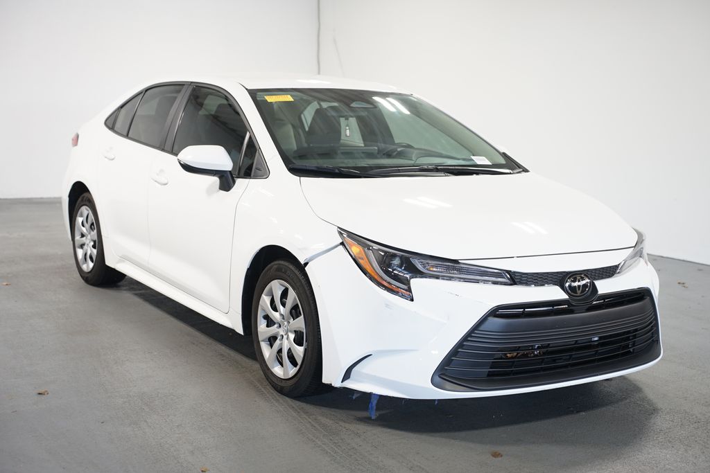 Thumbnail: 2024 Toyota Corolla - 3