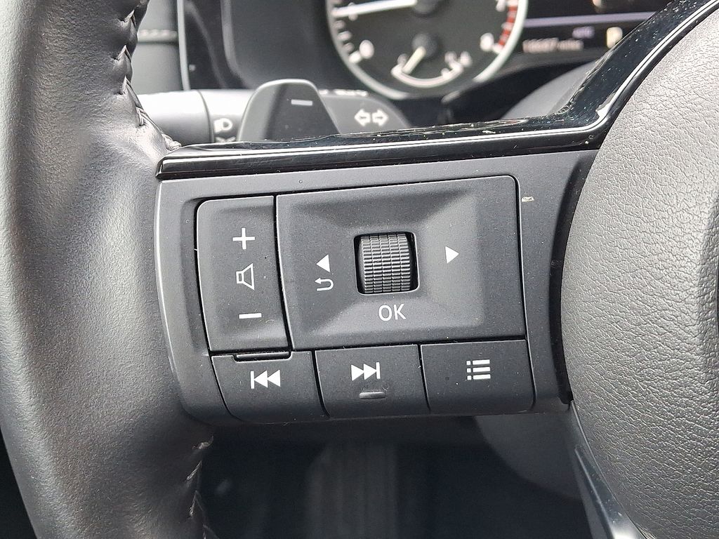 Thumbnail: 2024 Nissan Pathfinder - 21