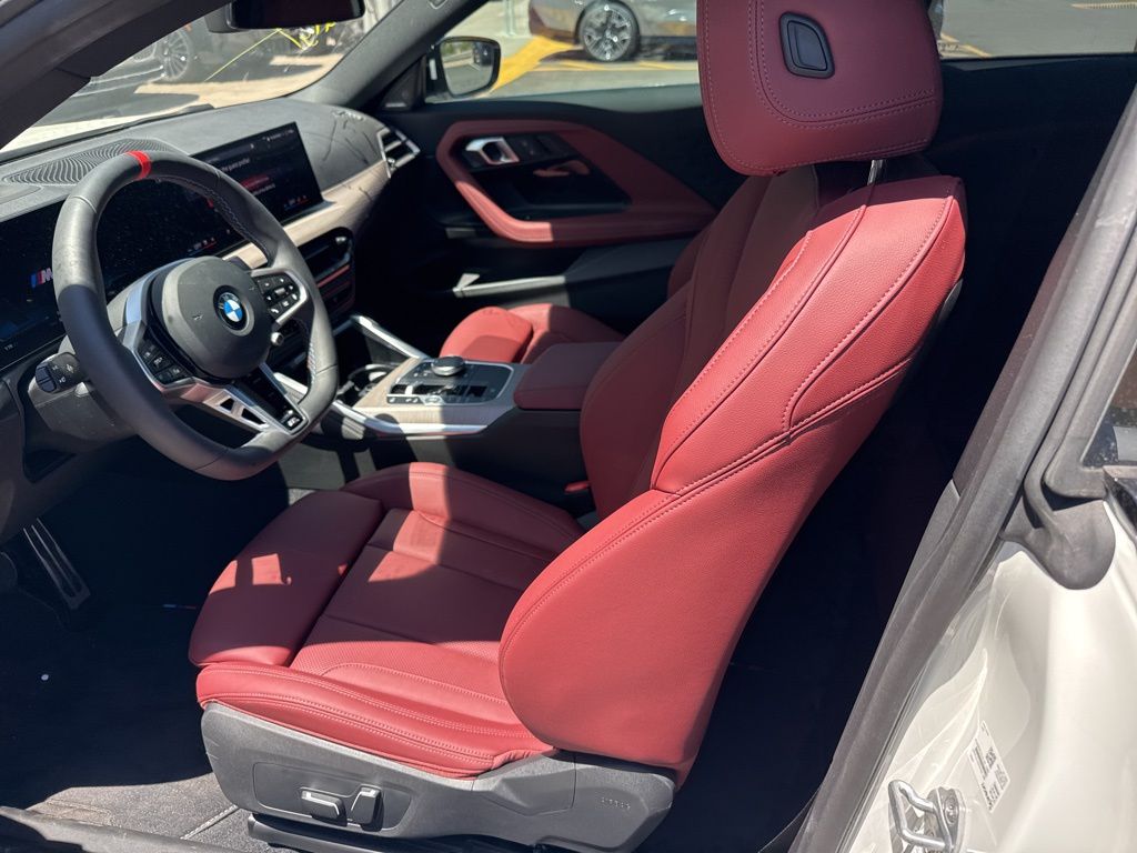 Thumbnail: 2025 BMW 2 Series - 4