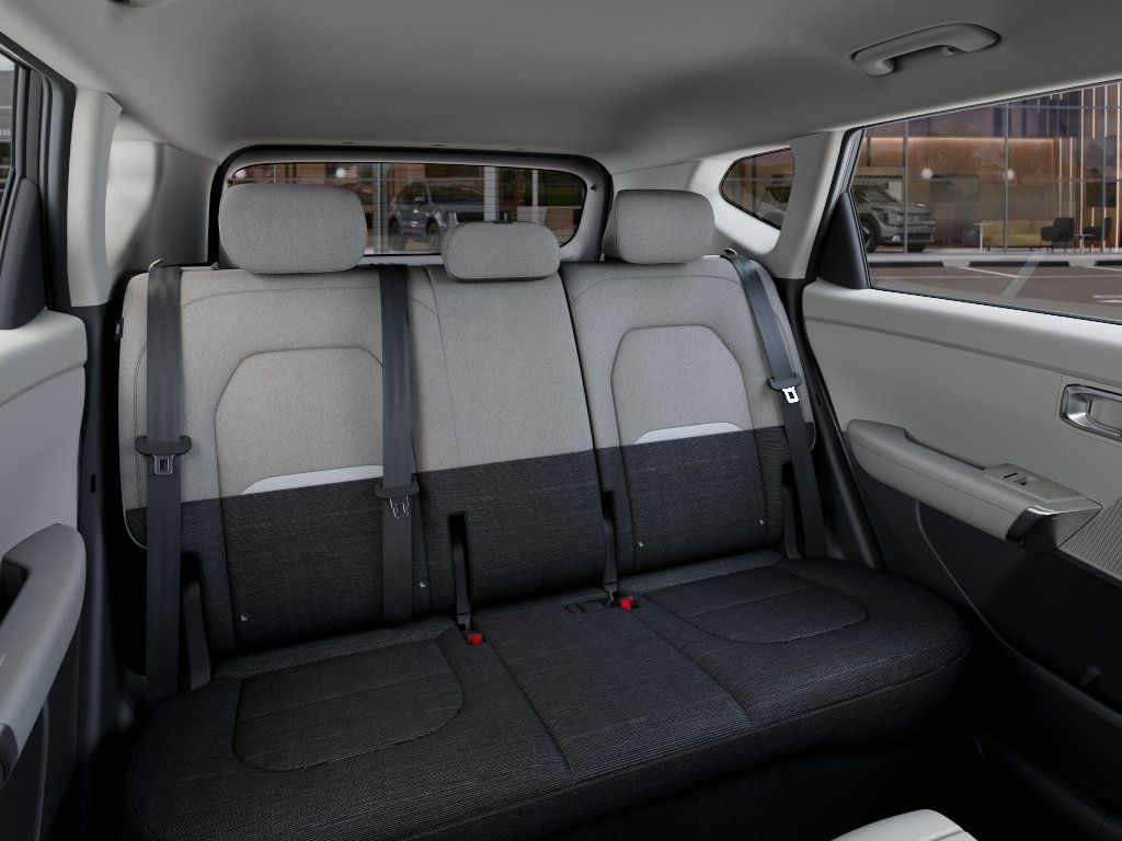 2027 Snow White Pearl Kia Seltos S AWD SUV