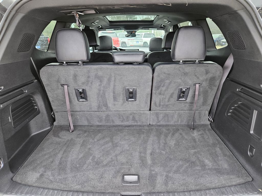 Used 2024 GMC Acadia SUV