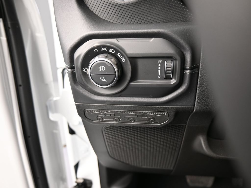 New 2026 Bright White Clearcoat Jeep Rubicon image 25