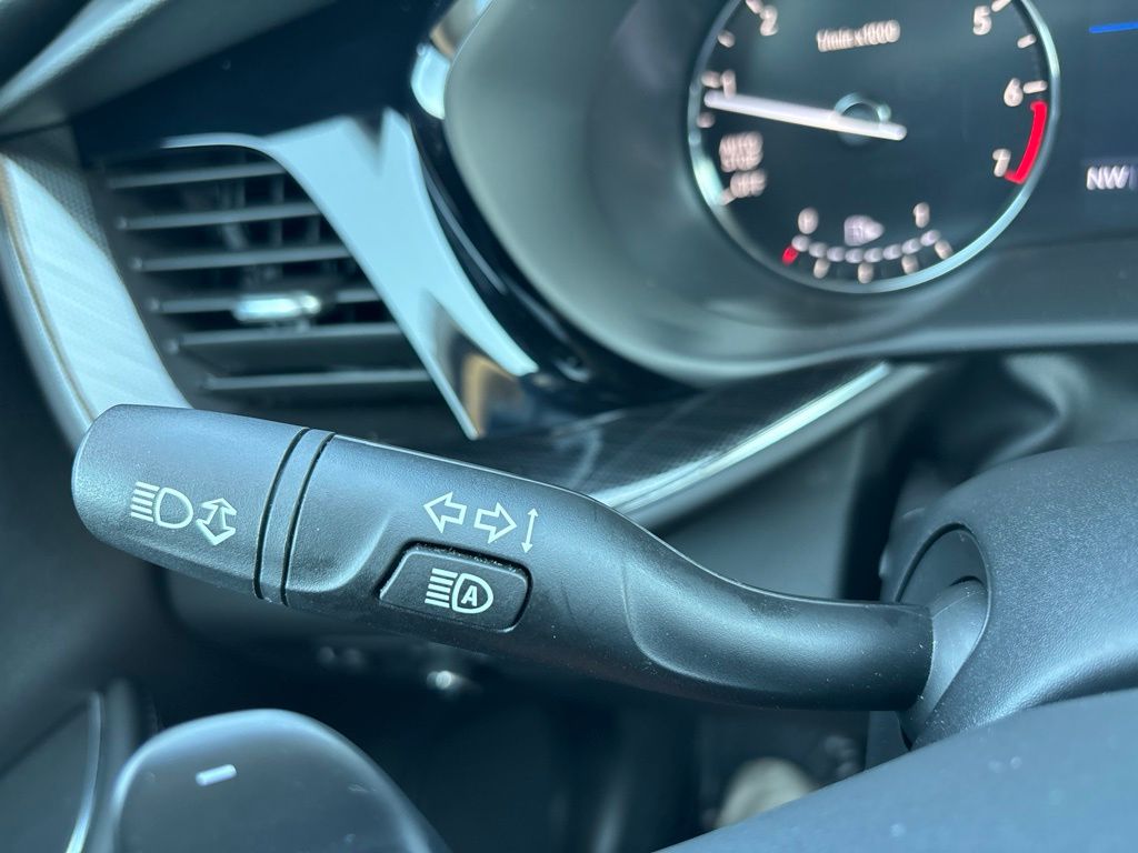 Used 2023 Buick Envision SUV