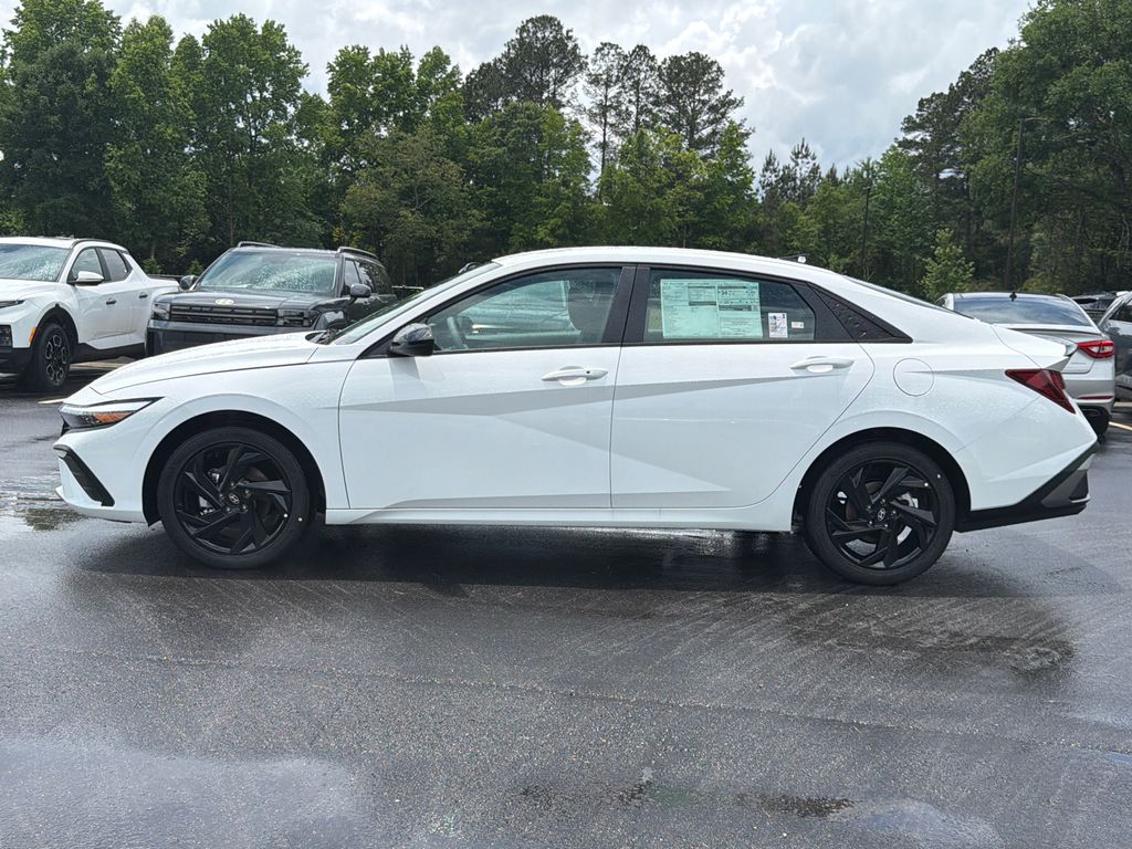 New 2026 White Hyundai SEL Sport image 2