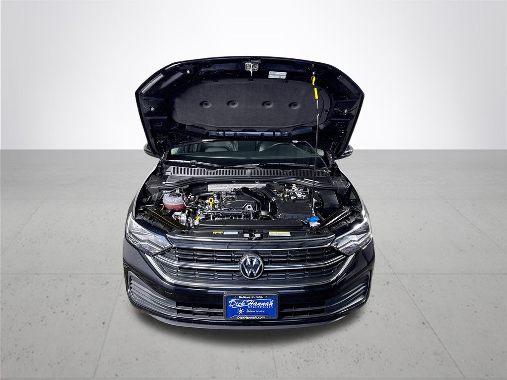 2023 Volkswagen Jetta 1.5T SE
