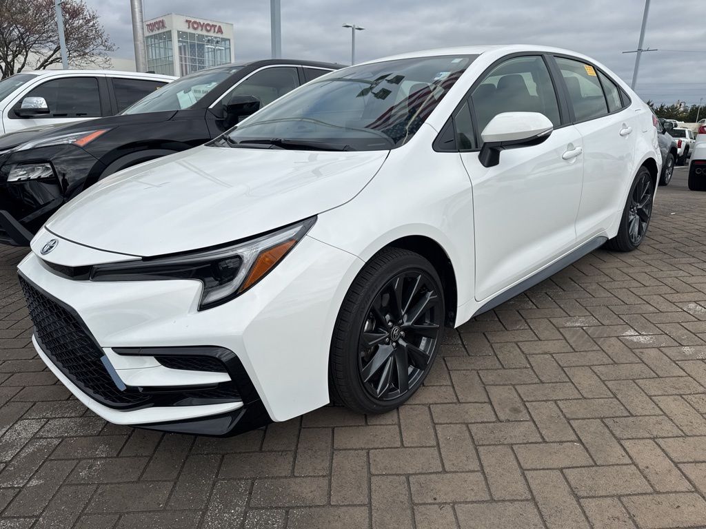 Ice 2025 Toyota Corolla Hybrid SE FWD Sedan Front-Wheel Drive Continuously Variable Transmission