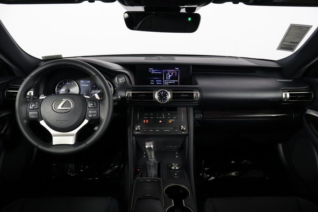 Thumbnail: 2019 Lexus RC - 8