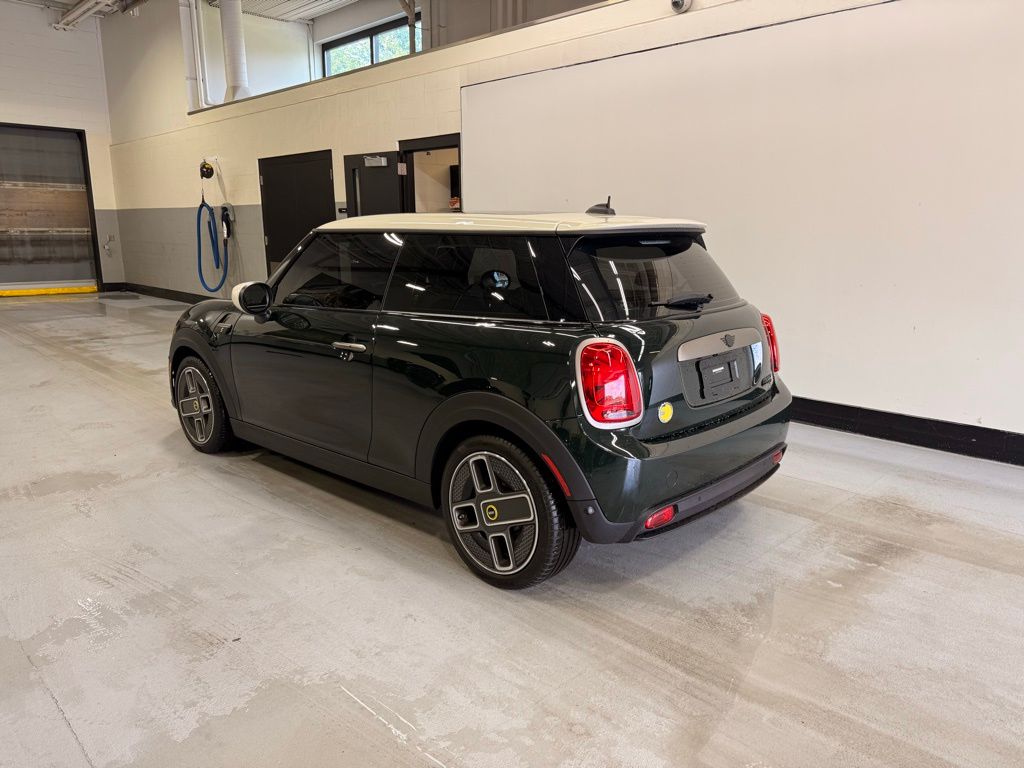 Thumbnail: 2024 MINI Cooper - 3