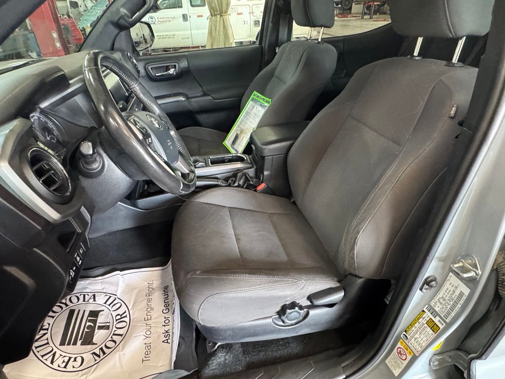Used 2019 Toyota Tacoma Truck