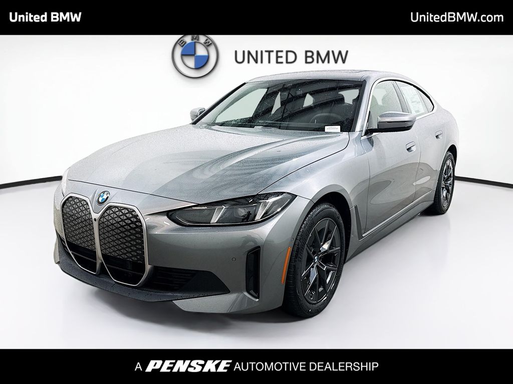 Thumbnail: 2026 BMW i4 - 1