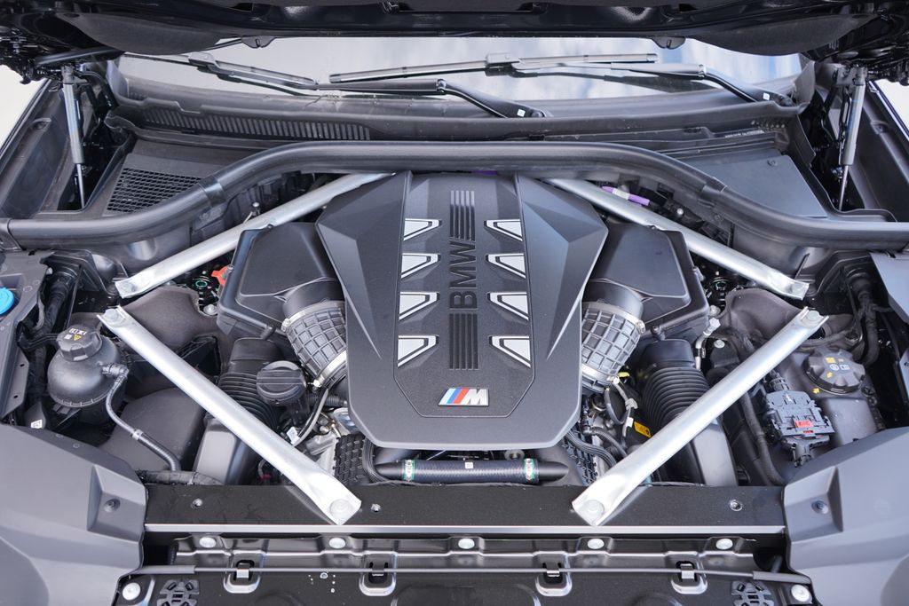 Thumbnail: 2026 BMW X7 - 20