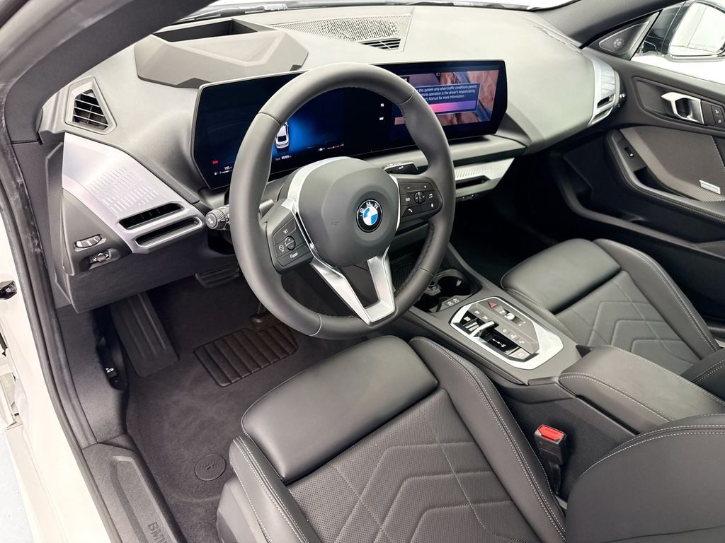 Thumbnail: 2026 BMW 2 Series - 9
