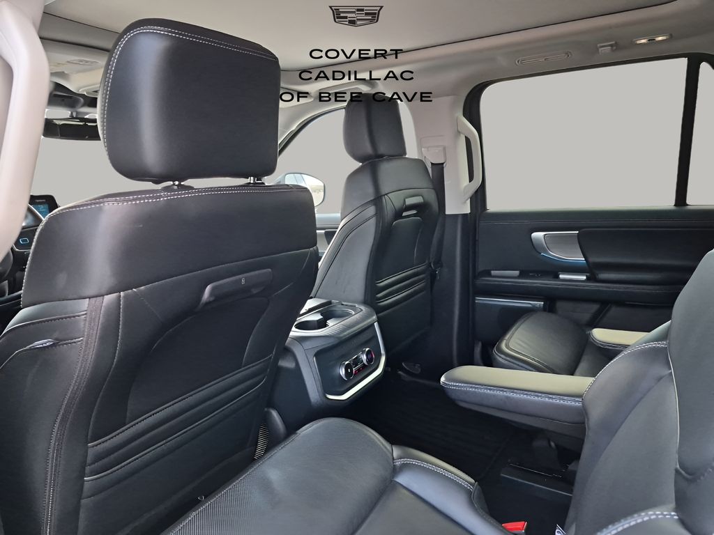 Used Car 2025 Ford Expedition  Platinum For Sale Under $70,000 In Austin, Texas