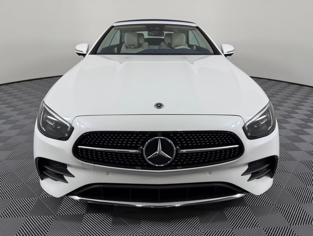 Thumbnail: 2023 Mercedes-Benz E-Class - 8